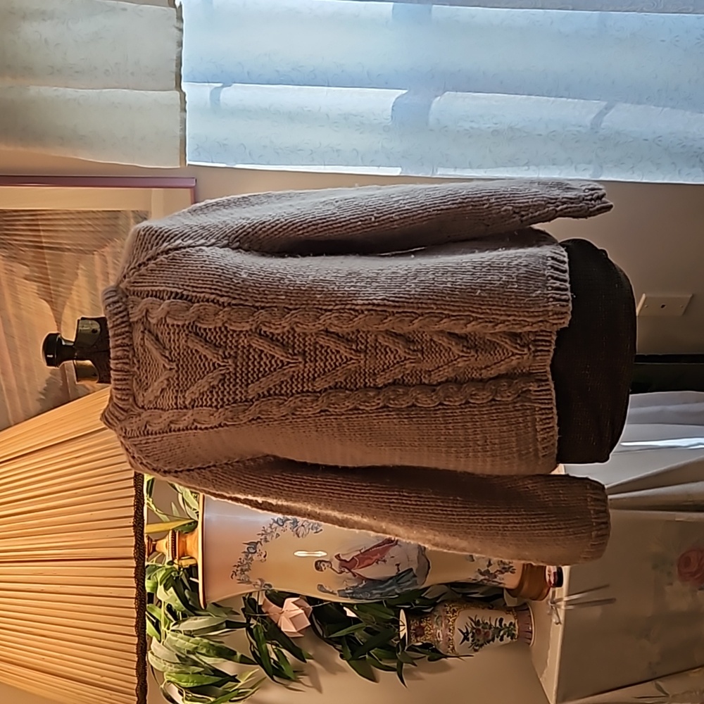 Nice Vintage Chunky Handknit Aran Fisherman Style Cream Wool Sweater M-L Unisex